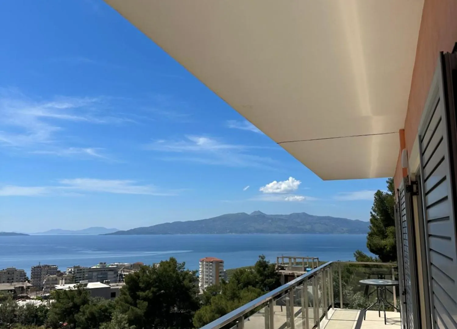 Holiday home Enis Apartment Sarande