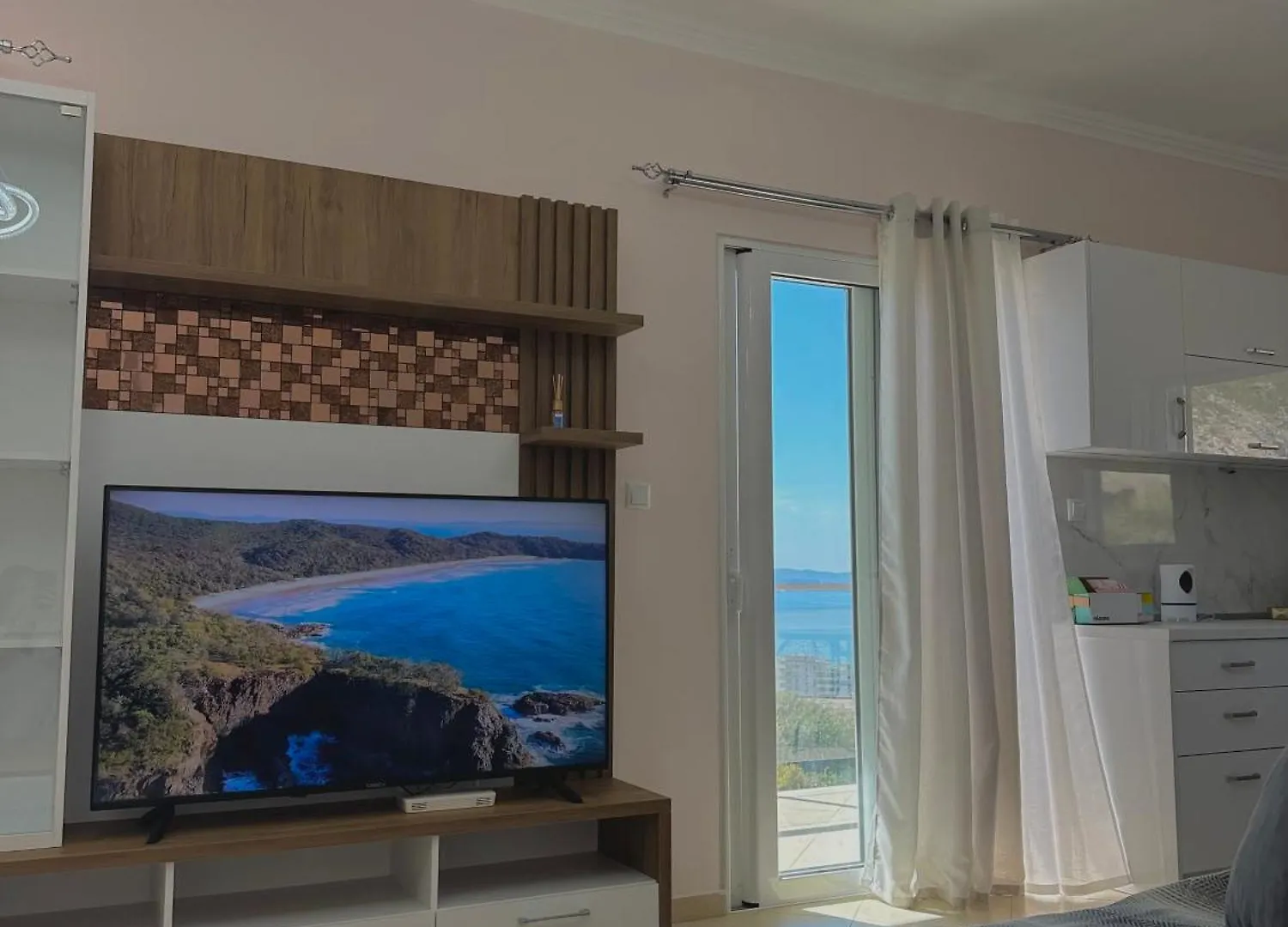 Enis Apartment Sarande