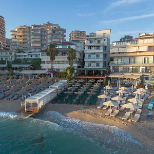 E Bardhe Hotel