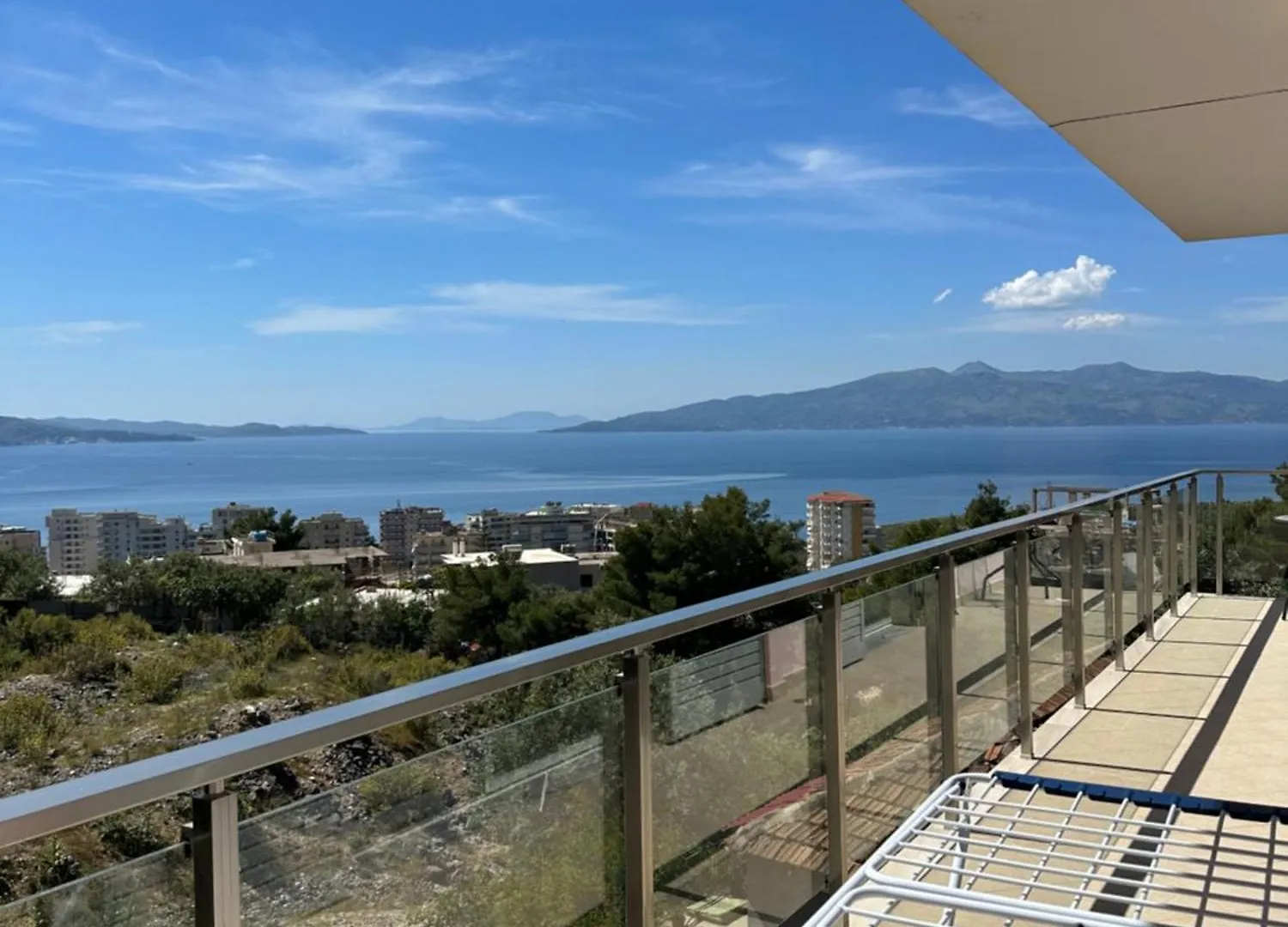 Enis Apartment Sarande Holiday home